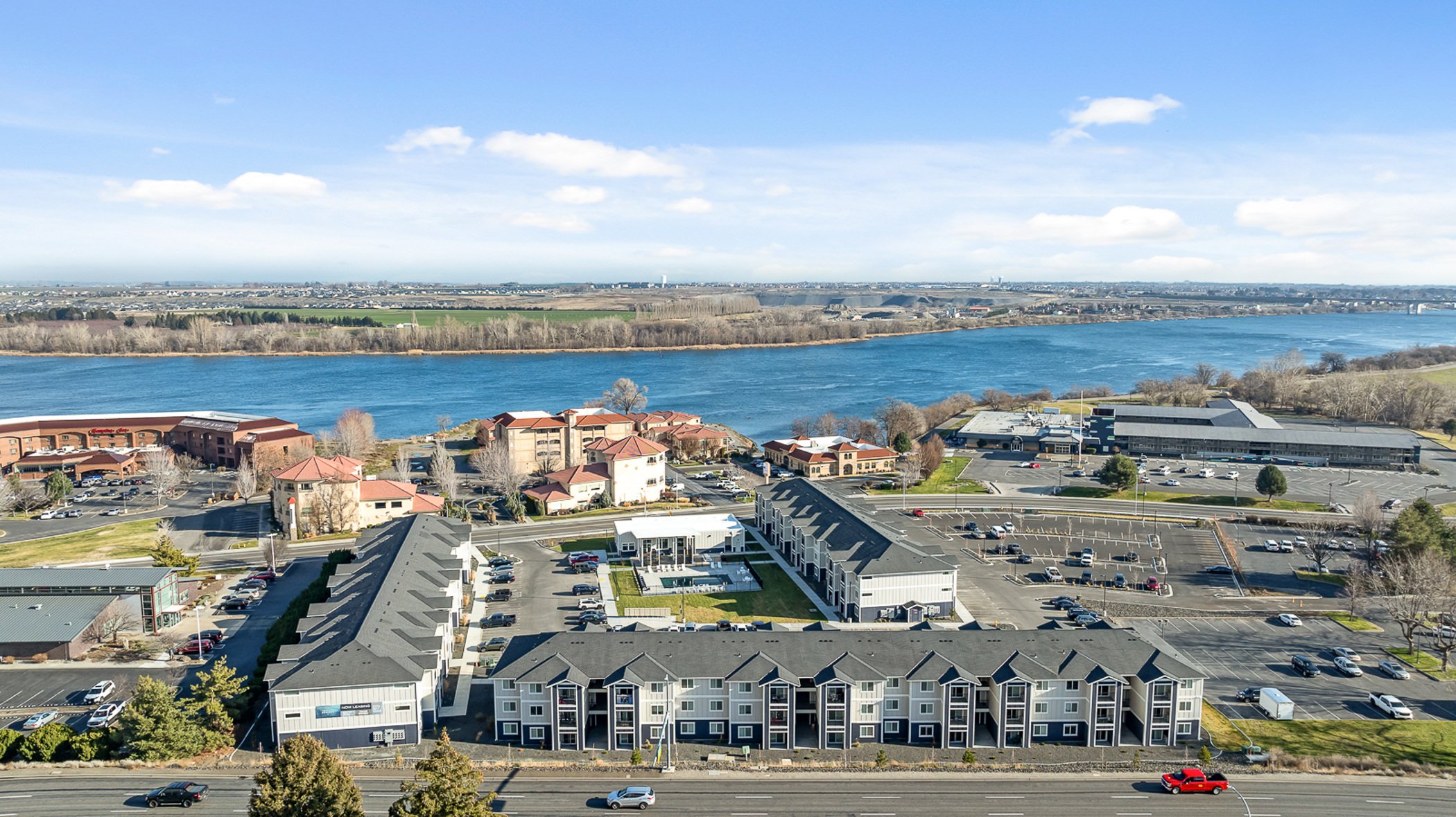 58_425 bradley (outside)-20